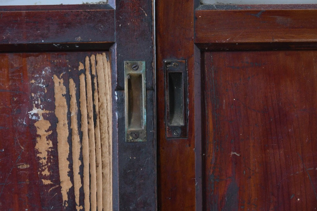 アンティーク建具　昭和初期　光をやわらかく取り込む格子入りのガラス戸3枚セット　(R-085056)