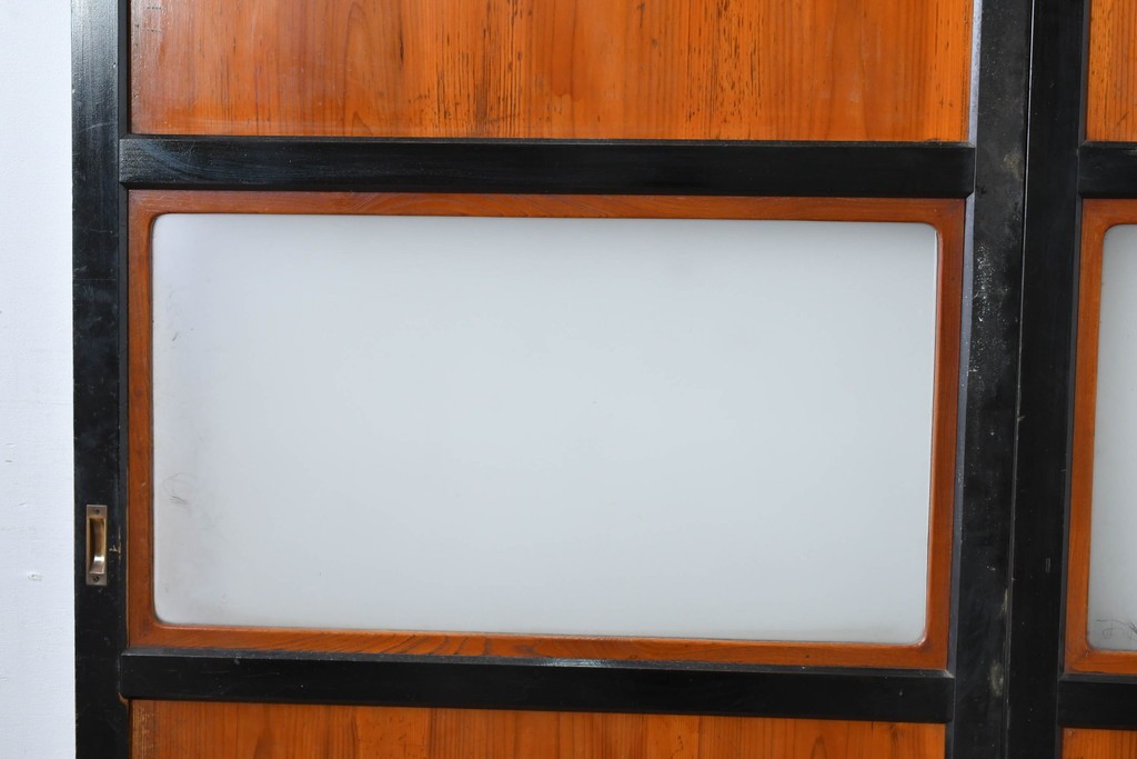 アンティーク建具　昭和初期～中期　板戸とガラス帯を組み合わせたガラス帯戸2枚セット　(R-085057)