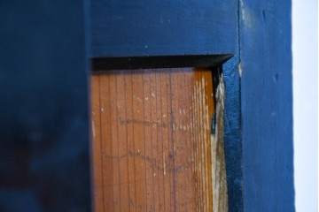 アンティーク建具　昭和初期～中期　板戸とガラス帯を組み合わせたガラス帯戸2枚セット　(R-085057)