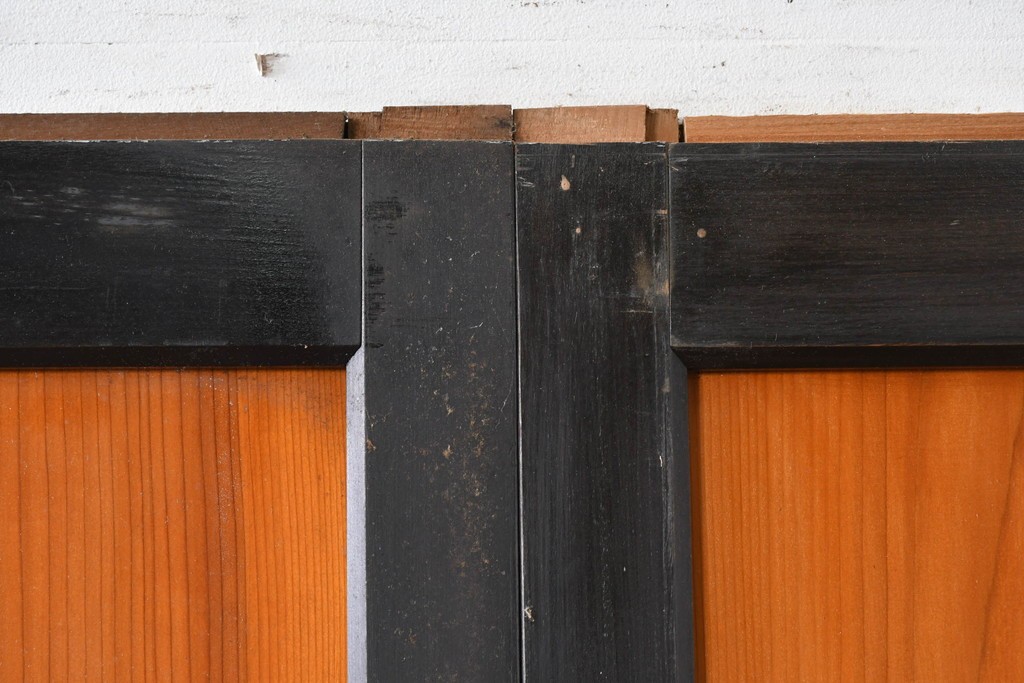 アンティーク建具　昭和初期～中期　板戸とガラス帯を組み合わせたガラス帯戸2枚セット　(R-085057)