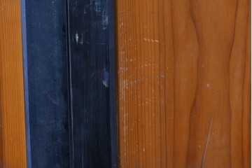 アンティーク建具　昭和初期～中期　板戸とガラス帯を組み合わせたガラス帯戸2枚セット　(R-085057)