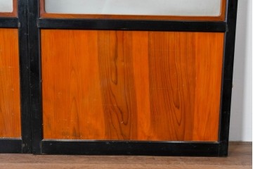 アンティーク建具　昭和初期～中期　黒枠と木目の対比が美しいガラス帯戸2枚セット　(R-085058)