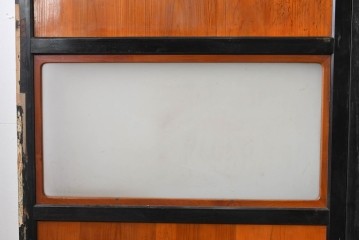 アンティーク建具　昭和初期～中期　黒枠と木目の対比が美しいガラス帯戸2枚セット　(R-085058)