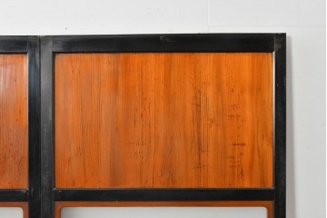 アンティーク建具　昭和初期～中期　黒枠と木目の対比が美しいガラス帯戸2枚セット　(R-085058)