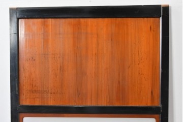 アンティーク建具　昭和初期～中期　黒枠と木目の対比が美しいガラス帯戸1枚　(R-085059)