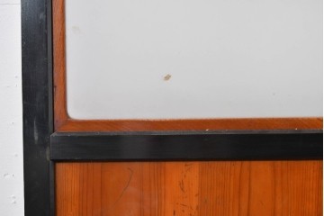 アンティーク建具　昭和初期～中期　黒枠と木目の対比が美しいガラス帯戸1枚　(R-085059)