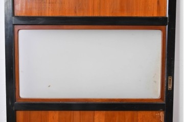 アンティーク建具　昭和初期～中期　黒枠と木目の対比が美しいガラス帯戸1枚　(R-085059)