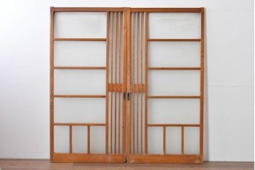 ヴィンテージ建具　昭和中期　縦桟がアクセントのガラス戸2枚セット　(R-085060)
