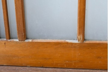 ヴィンテージ建具　昭和中期　縦桟がアクセントのガラス戸2枚セット　(R-085060)