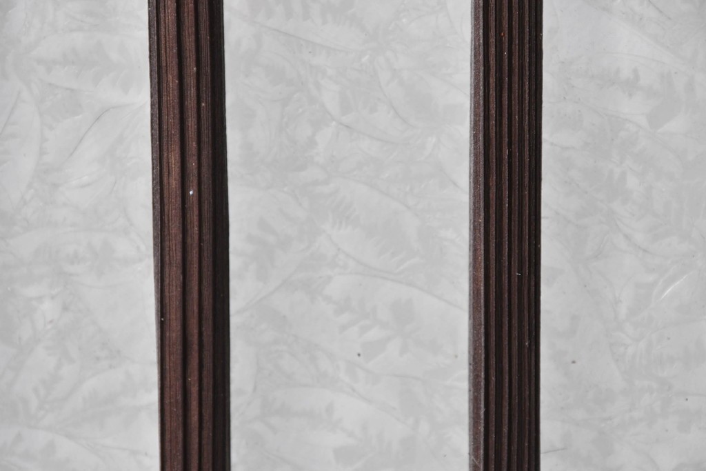 ヴィンテージ建具　昭和中期　結霜ガラス入りの幅狭玄関戸4枚セット　(R-085061)