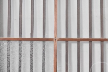 ヴィンテージ建具　昭和中期　結霜ガラス入りの幅狭玄関戸4枚セット　(R-085061)