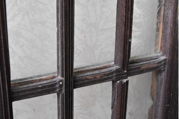 ヴィンテージ建具　昭和中期　結霜ガラス入りの幅狭玄関戸4枚セット　(R-085061)