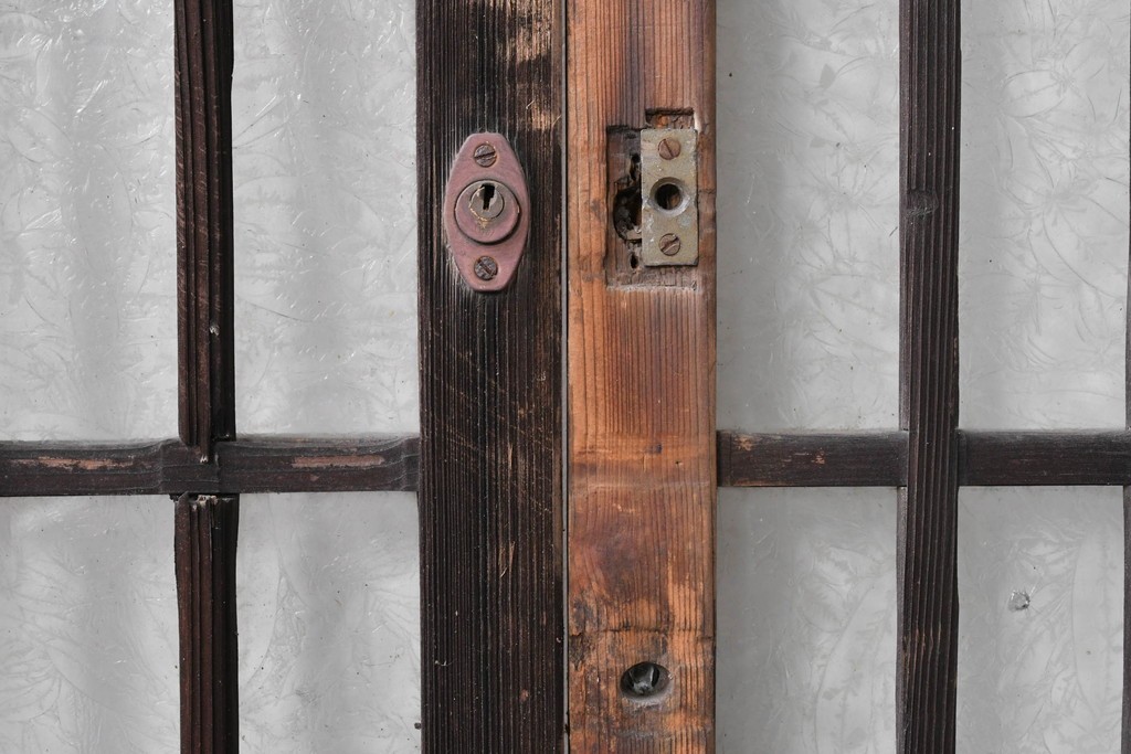 ヴィンテージ建具　昭和中期　結霜ガラス入りの幅狭玄関戸4枚セット　(R-085061)