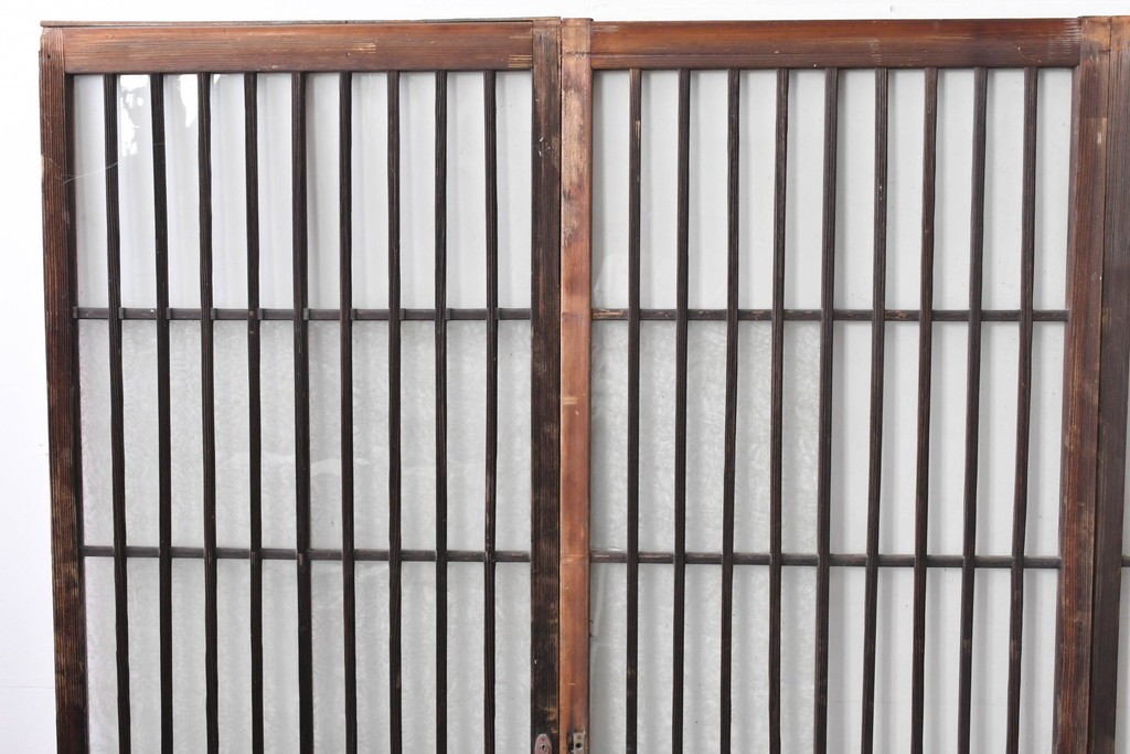 ヴィンテージ建具　昭和中期　結霜ガラス入りの幅狭玄関戸4枚セット　(R-085061)