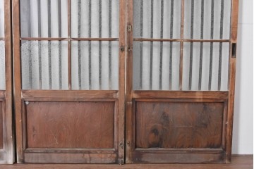 ヴィンテージ建具　昭和中期　結霜ガラス入りの幅狭玄関戸4枚セット　(R-085061)