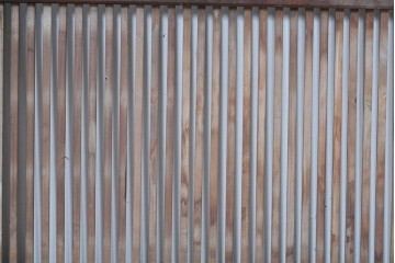 アンティーク建具　昭和初期　細やかな縦桟の裏障子付き格子戸4枚セット　(R-085062)