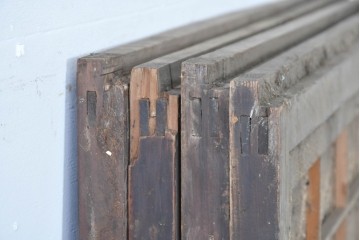 アンティーク建具　昭和初期　細やかな縦桟の裏障子付き格子戸4枚セット　(R-085062)