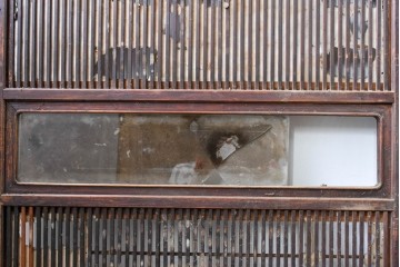 アンティーク建具　昭和初期　細やかな縦桟の裏障子付き格子戸4枚セット　(R-085062)