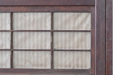 アンティーク建具　昭和初期　細やかな縦桟の裏障子付き格子戸4枚セット　(R-085062)
