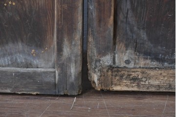 アンティーク建具　大正期　縦桟の意匠が味わい深い格子戸2枚セット　(R-085063)