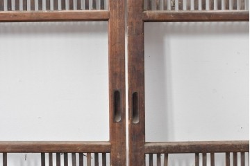 アンティーク建具　大正期　縦桟の意匠が味わい深い格子戸2枚セット　(R-085063)