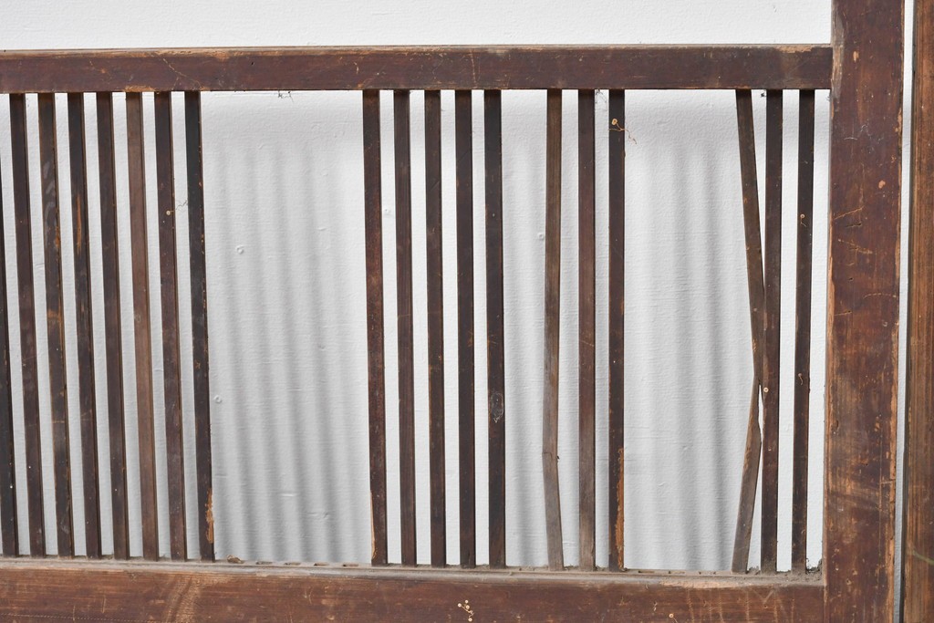 アンティーク建具　大正期　縦桟の意匠が味わい深い格子戸2枚セット　(R-085063)