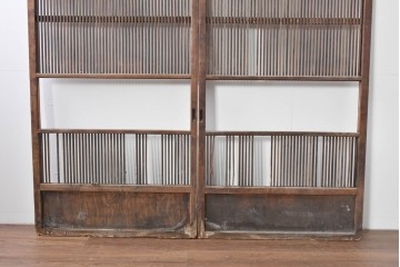 アンティーク建具　大正期　縦桟の意匠が味わい深い格子戸2枚セット　(R-085063)