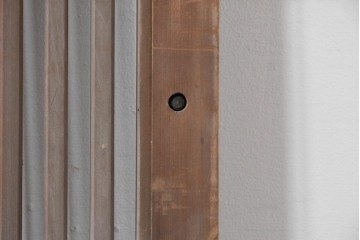 ヴィンテージ建具　昭和後期　上手作り!!　ガラスなし　繊細な縦桟が美しい古い数寄屋の格子戸1枚　(R-085064)