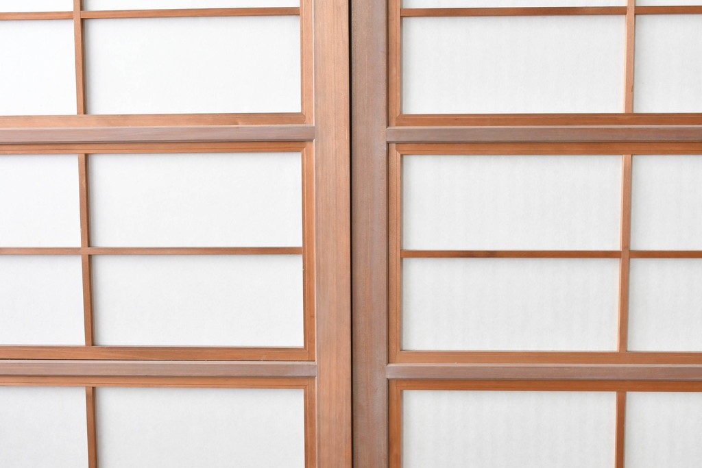 ヴィンテージ建具　昭和中期　ガラス帯に茗荷紋の入った裏障子付き格子戸4枚セット　(R-085065)