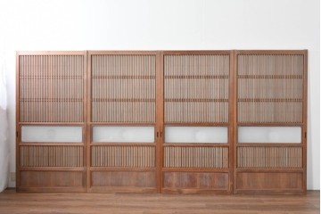 ヴィンテージ建具　昭和中期　ガラス帯に茗荷紋の入った裏障子付き格子戸4枚セット　(R-085065)