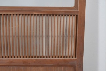 ヴィンテージ建具　昭和中期　ガラス帯に茗荷紋の入った裏障子付き格子戸4枚セット　(R-085065)