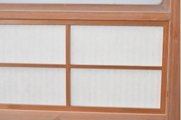 ヴィンテージ建具　昭和中期　ガラス帯に茗荷紋の入った裏障子付き格子戸4枚セット　(R-085065)