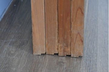 ヴィンテージ建具　昭和中期　ガラス帯に茗荷紋の入った裏障子付き格子戸4枚セット　(R-085065)