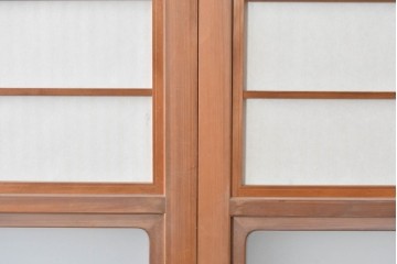 ヴィンテージ建具　昭和中期　ガラス帯に茗荷紋の入った裏障子付き格子戸4枚セット　(R-085065)