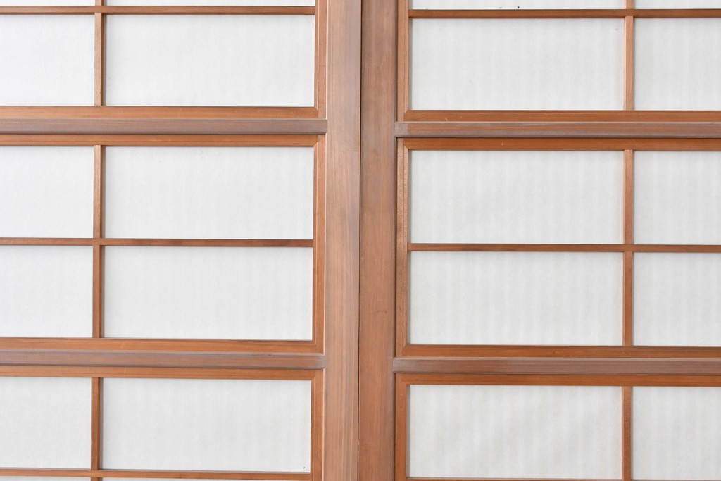 ヴィンテージ建具　昭和中期　ガラス帯に茗荷紋の入った裏障子付き格子戸4枚セット　(R-085066)