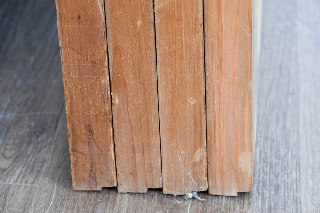 ヴィンテージ建具　昭和中期　ガラス帯に茗荷紋の入った裏障子付き格子戸4枚セット　(R-085066)