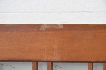 ヴィンテージ建具　昭和後期　温かみのある木色の格子入りガラス開き窓1枚　(R-085069)