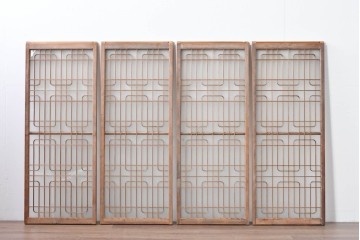 ヴィンテージ建具　昭和後期　片面ガラス入り　端正な組子が趣を添える書院戸4枚セット　(R-085070)