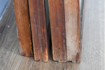 ヴィンテージ建具　昭和後期　片面ガラス入り　端正な組子が趣を添える書院戸4枚セット　(R-085070)