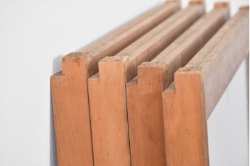 ヴィンテージ建具　昭和後期　梅・竹・亀図　片面ガラス　彫刻意匠がしとやかに際立つ書院戸4枚セット　(R-085071)