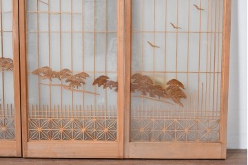 ヴィンテージ建具　昭和後期　上手物　富士山・松・帆船図　彫刻入り　組子意匠が美しい両面ガラスの書院戸4枚セット　(R-085073)