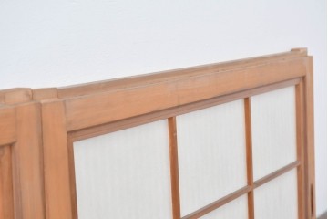 ヴィンテージ建具　昭和中期　縦桟と障子がうみだす陰影が上品な裏障子付き格子窓4枚セット　(R-085075)