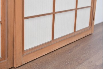 ヴィンテージ建具　昭和中期　縦桟と障子がうみだす陰影が上品な裏障子付き格子窓4枚セット　(R-085075)