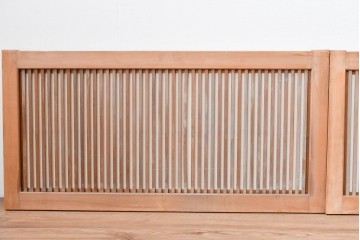 ヴィンテージ建具　昭和中期　縦桟と障子がうみだす陰影が上品な裏障子付き格子窓4枚セット　(R-085075)
