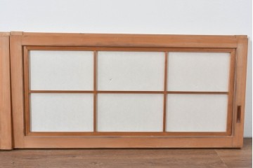 ヴィンテージ建具　昭和中期　端正な縦桟が美しく連なる裏障子付き格子窓4枚セット　(R-085076)