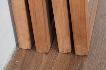 ヴィンテージ建具　昭和中期　端正な縦桟が美しく連なる裏障子付き格子窓4枚セット　(R-085076)