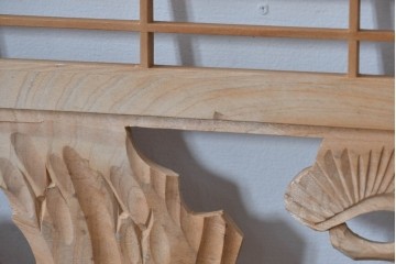 ヴィンテージ建具　昭和後期　華やかな麻の葉組子と松図彫刻の欄間1枚　(R-085077)