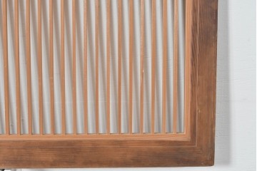 ヴィンテージ建具　昭和中期　すっきりとした直線の美しさが際立つ格子欄間2枚セット　(R-085078)