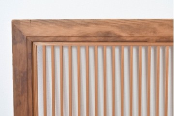ヴィンテージ建具　昭和中期　すっきりとした直線の美しさが際立つ格子欄間2枚セット　(R-085078)