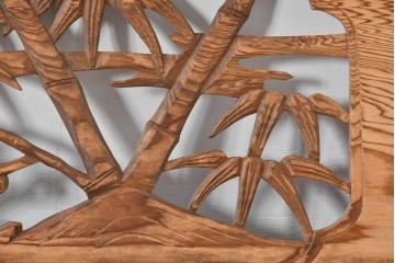 ヴィンテージ建具　昭和中期　松竹梅を立体的に彫り上げた彫刻欄間2枚セット　(R-085080)